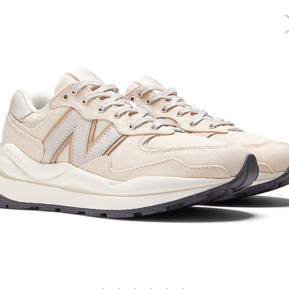 New Balance 57/40 Women’s Sneakers